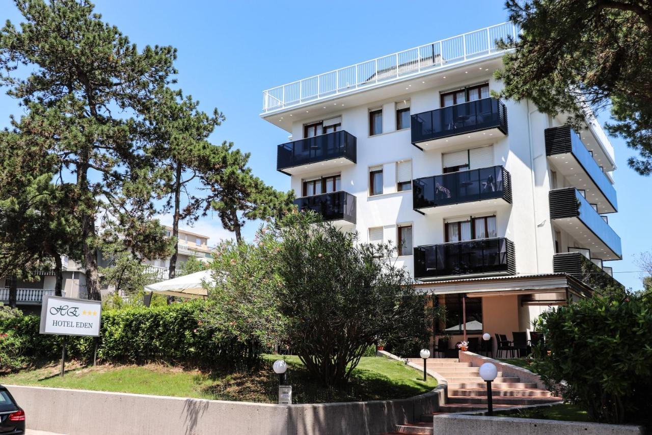Hotel Eden Lignano Sabbiadoro Exteriör bild