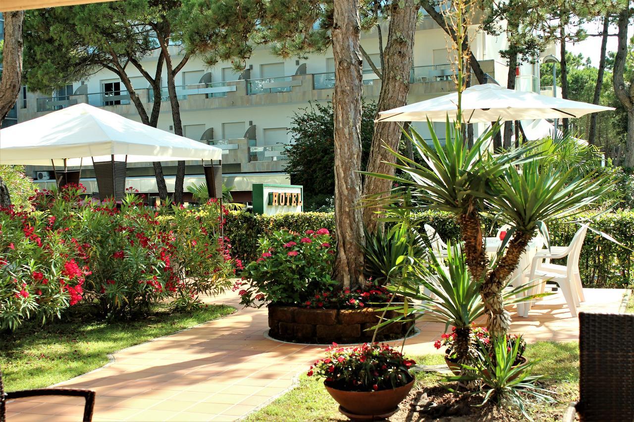 Hotel Eden Lignano Sabbiadoro Exteriör bild